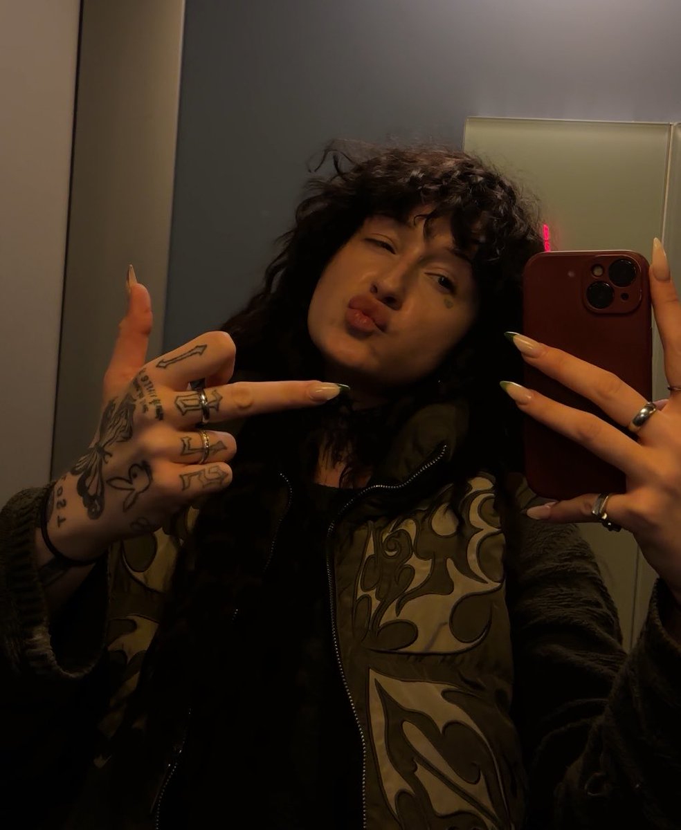 thecultoflexx's tweet photo. sometimes classics are classics for a reason, so:

fuck you, pay me <3

findom geldherrin zahlsklave https://t.co/vF4CjDPwp2