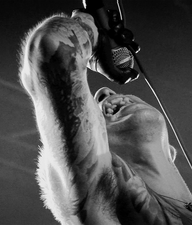 Как же восхитительна эта челюсть. 🫦