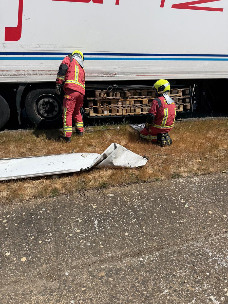 Bomberos de León tweet media