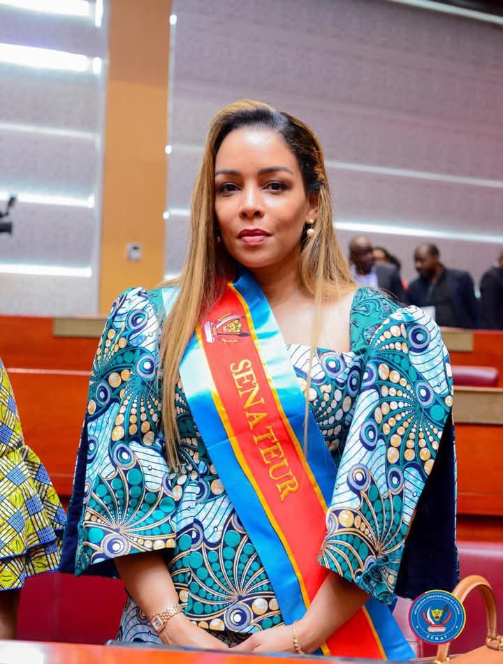 ButsoDavidNdaki's tweet photo. Depuis Bunia en ituri nous apprenons qu'à Kin il ya une sénatrice qui fait réellement un travail de qualité au sénat avec des propositions de lois centrées sur la protection sociale, l’égalité des chances et la transparence dans la gestion des ressources publiques. @anne_mbuguje https://t.co/FjdpT29hSu