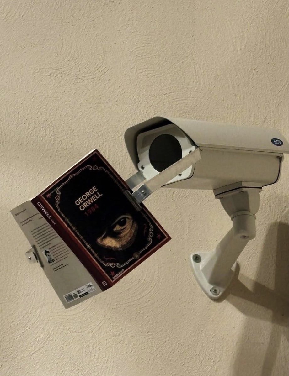 robertperlskog's tweet image. #1984  #Orwell