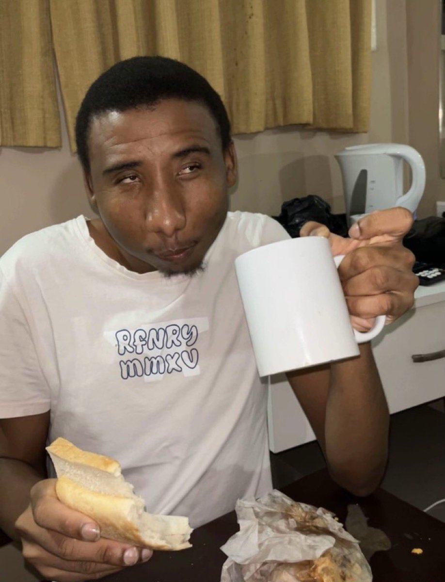 𝐆𝐀𝐑𝐔𝐃𝐀🫎 tweet media