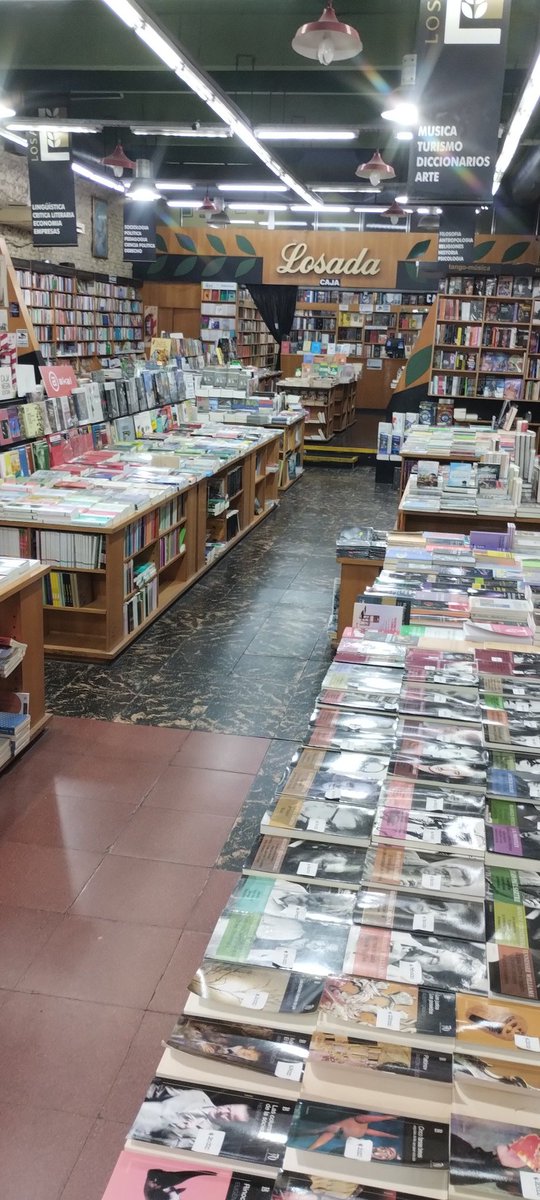 septimocirculo7's tweet photo. Librería Losada. https://t.co/Ug629L74Aq