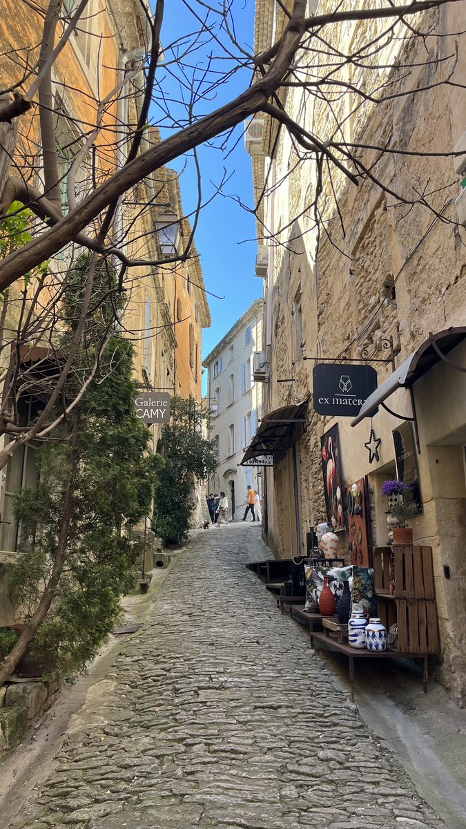 ☨ Chris 🇫🇷 tweet media