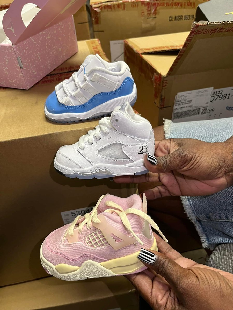 B_only1me's tweet photo. Which ones yall like 😩 https://t.co/qResuHCd3d