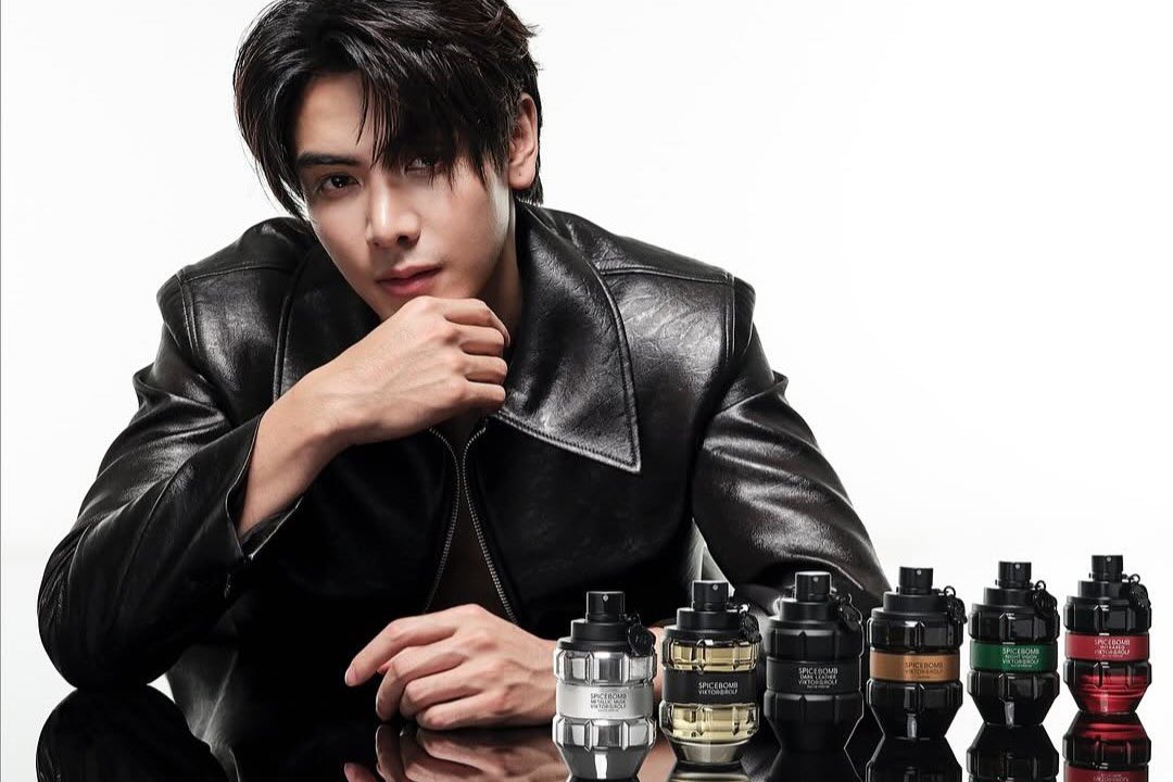 [ 🚨 MEDIA ] : [ luxina.id ] [ Article ] 

#JoongArchen #จุงอาเชน

Joong Archen is scheduled to attend the opening of the Viktor &amp; Rolf pop-up store at Grand Indonesia. 🇮🇩 

💬: As part of the event series, Viktor &amp; Rolf will also feature their regional brand