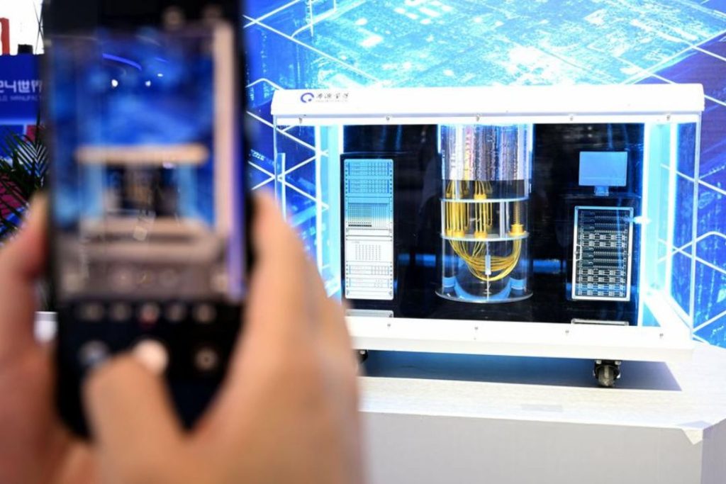 ocafezinho's tweet image. 🚀 Avanço quântico no MIT! Sensores de diamante medem múltiplas propriedades ao mesmo tempo, revolucionando biomedicina e física. Eficiência e rapidez em um só experimento! O futuro é agora? 🧪💎 #Tecnologia #Ciência