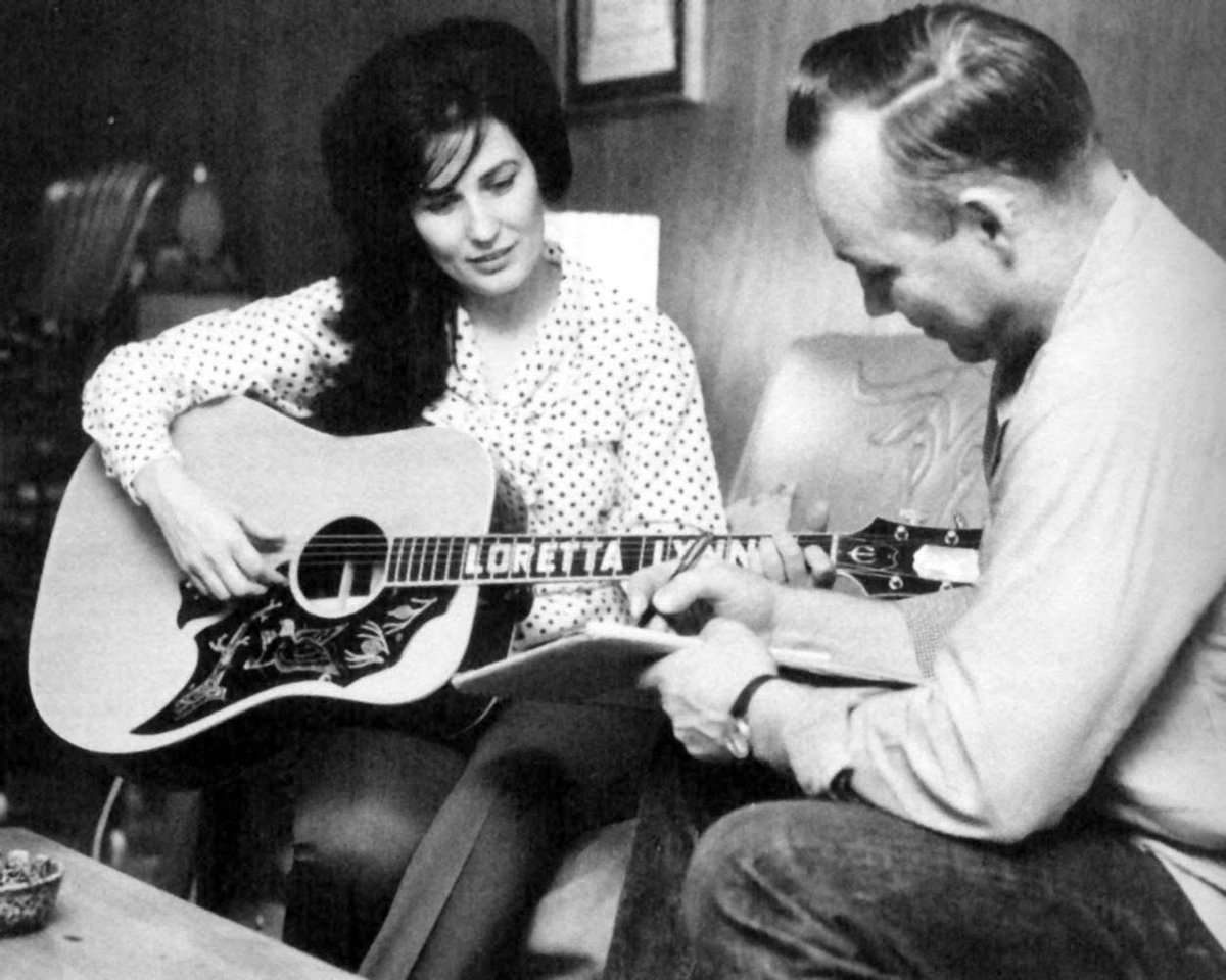 Loretta Lynn tweet media