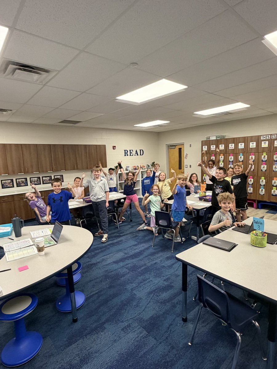 awmoleap's tweet image. Having so much fun with a review relay for conversions! #teamwork