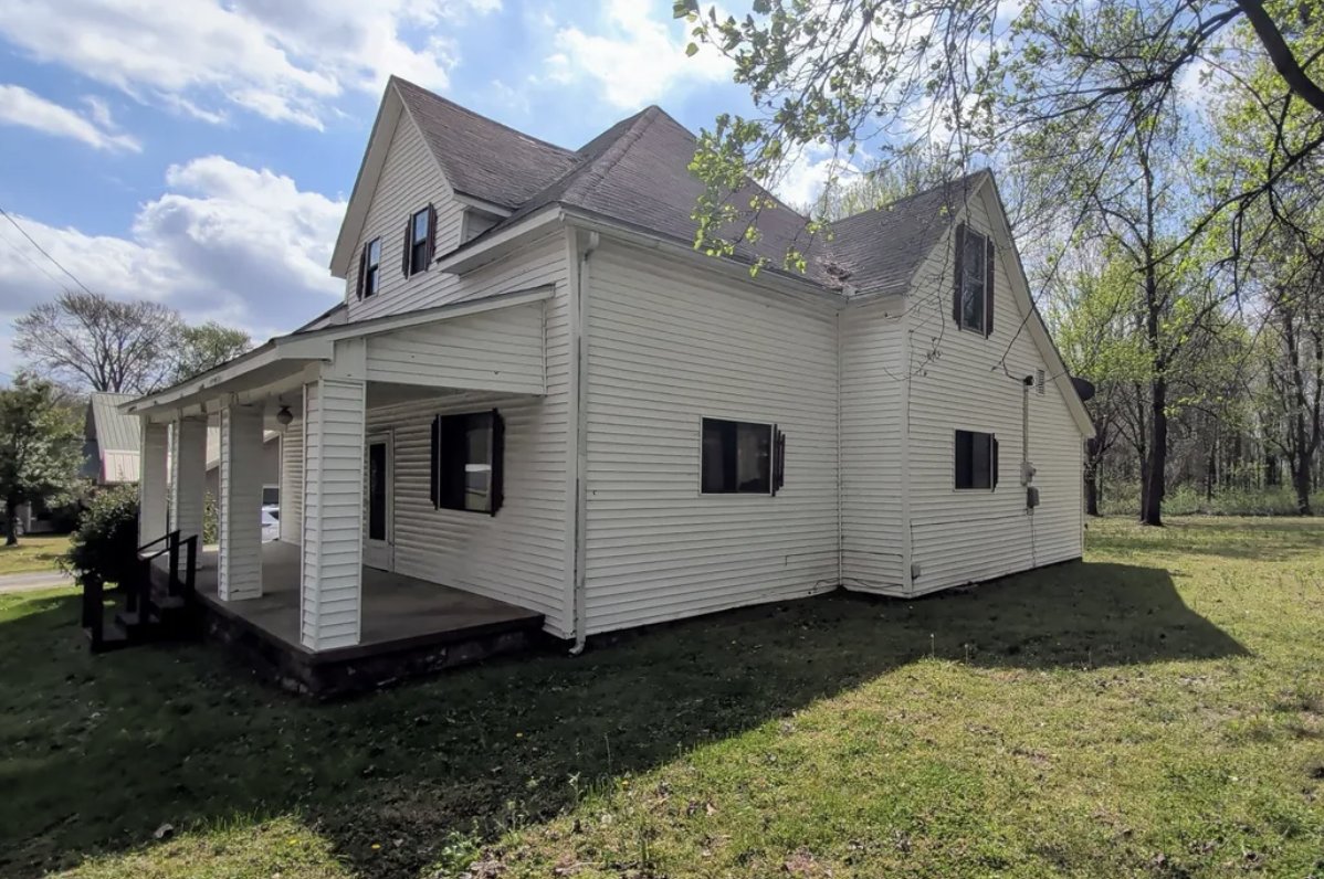 oldhouseunder50's tweet image. #Affordable c.1900 #Tennessee Gem Under $53K - great price for TN! 
oldhousesunder100k.com/affordable-c-1…