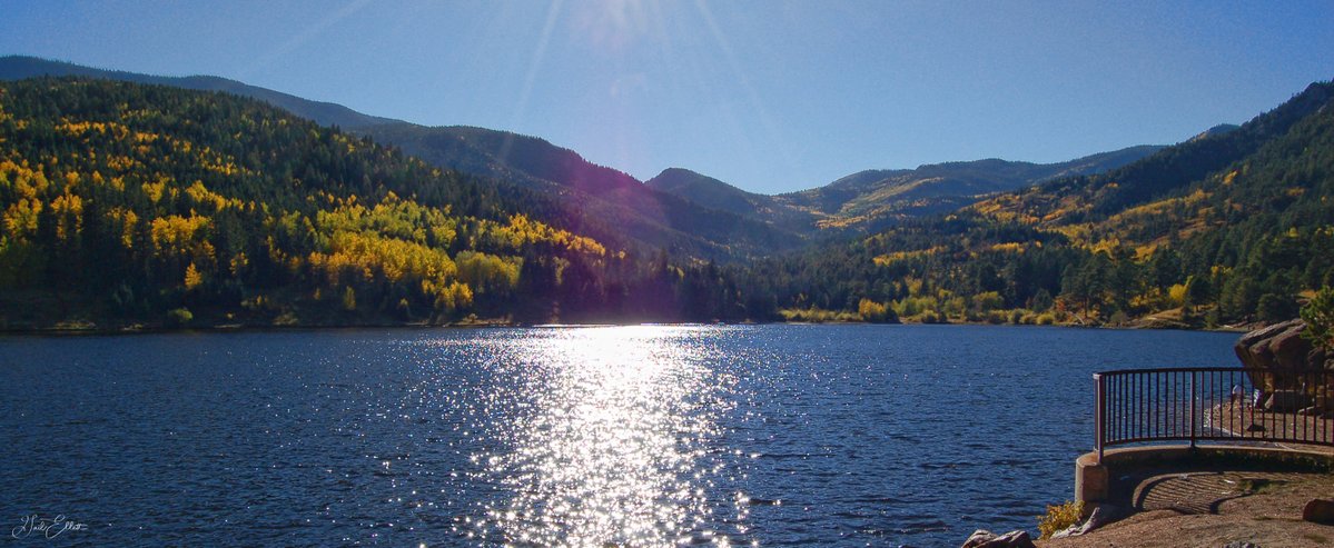 COS_foto_grl's tweet image. #PanoPhotos  Theme week 57 -  Day 3  'Shine or sparkle'

Autumn at Lake Isabel  #Colorado #RockyMountains @PSICC_NF