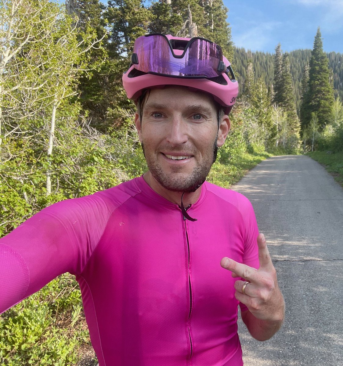 Big Rock Insights tweet media