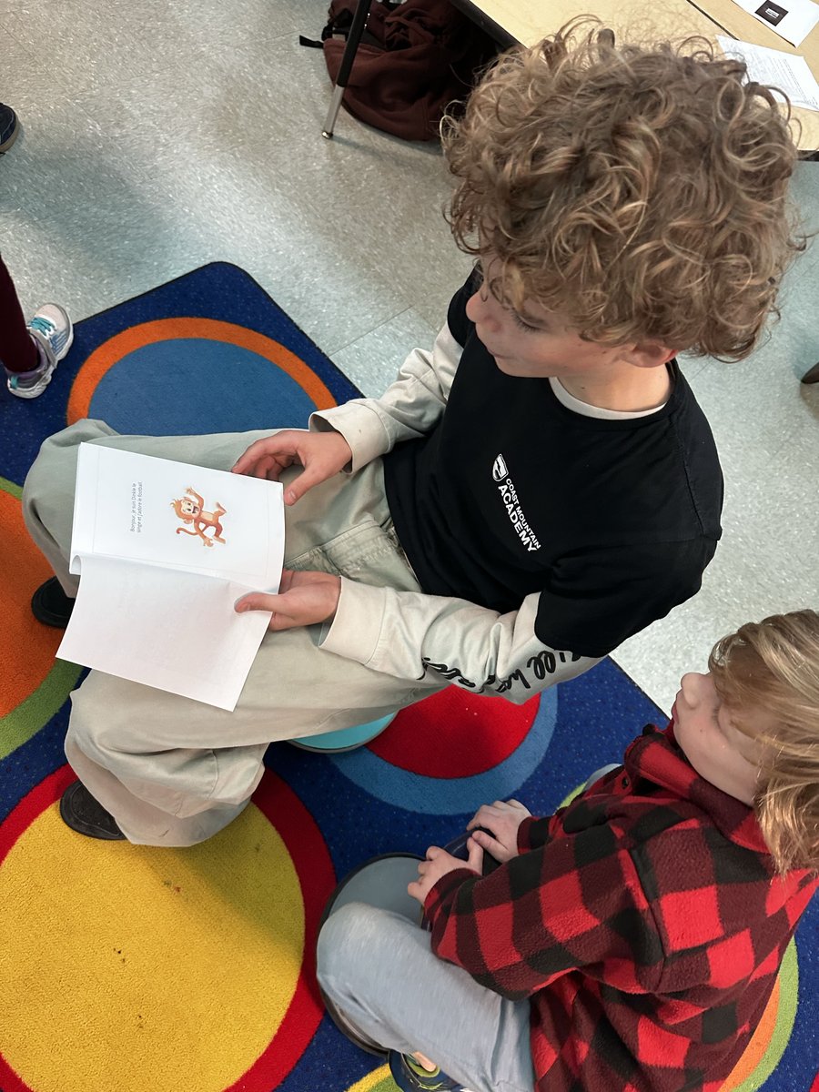 CMA's grade 9 French students visited French Immersion classes at Garibaldi Highlands Elementary this week. They had fun reading their children's books to the younger students.
 #LanguageLearning #Grade9 #FrenchLanguage #ReadingFun