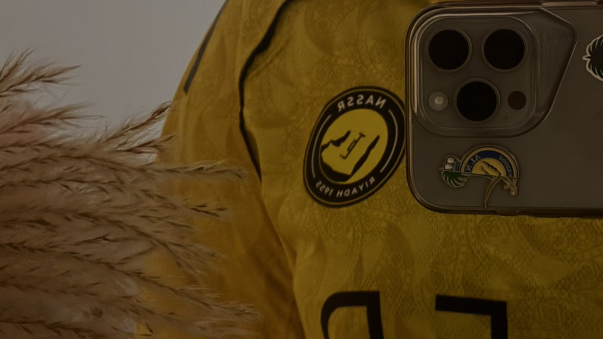 𝐍𝐀𝐈𝐑𝐔𝐙 tweet media