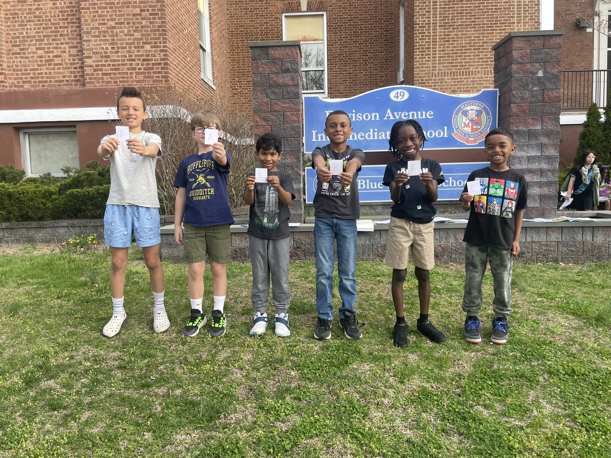 Davison Avenue tweet media