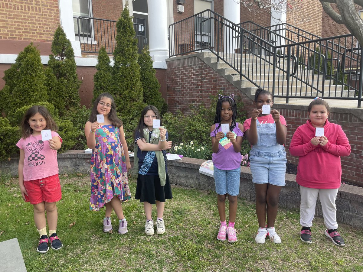 Davison Avenue tweet media