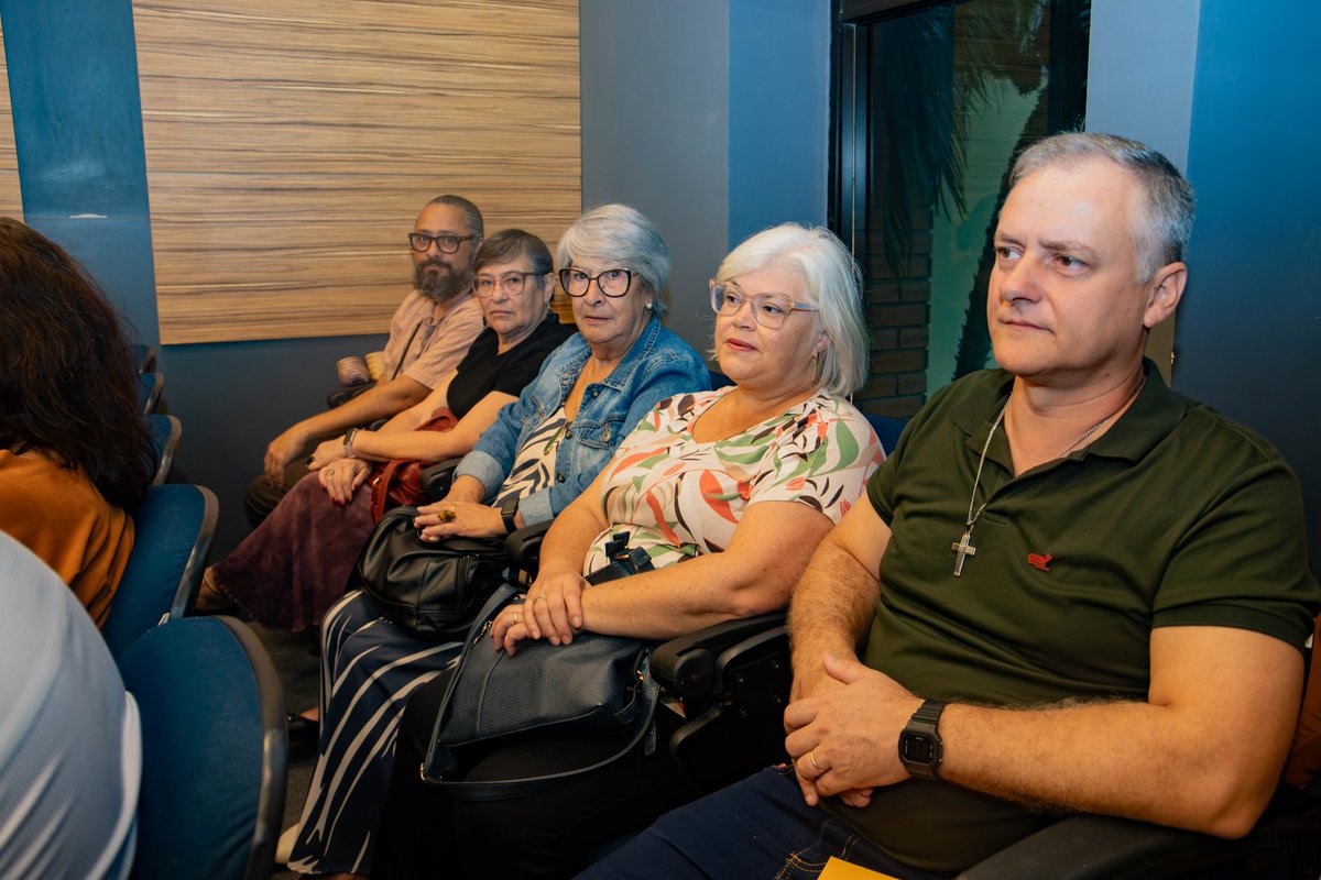 ✨ O CPERS participou, na manhã desta quarta-feira (15), da solenidade de encerramento do mandato 2022–2026 do Conselho Estadual de Educação (CEEd) e da posse das(os) novas(os) conselheiras(os) para o período 2026–2030, realizada no auditório da Famurs, em Porto Alegre.

🔔
