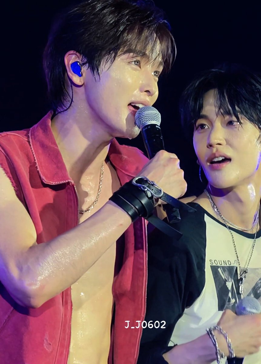 maverick tweet media