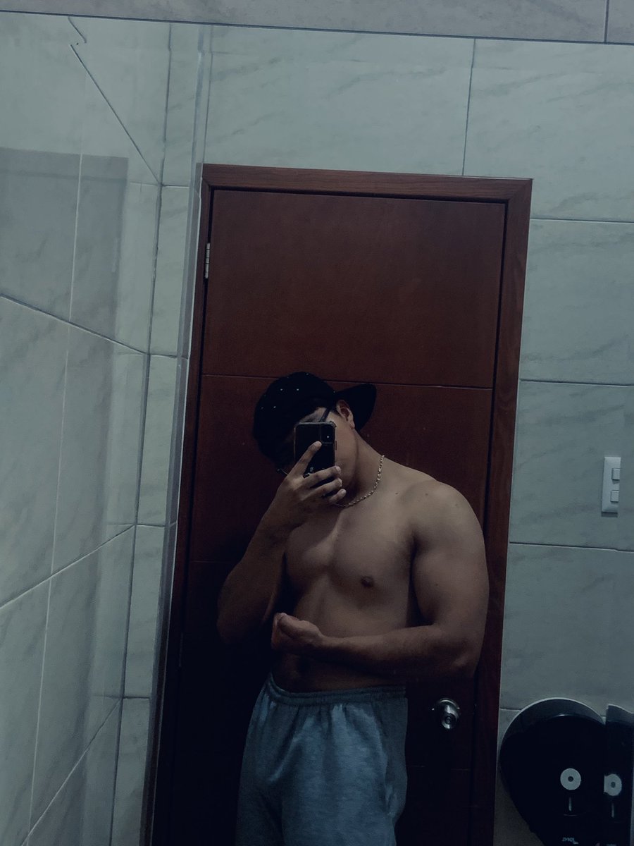 by Johan tweet media