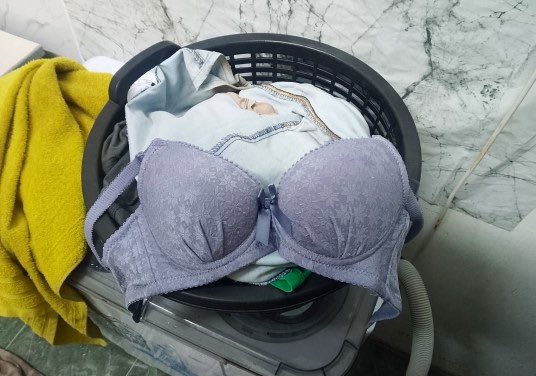 alienabhie's tweet photo. my parents were not in home,
& iam missing my mommy!
so this make me feel loved
#momboobs #momhot #incest #nsfw #hentai #aiporn #sexymommy #desimom https://t.co/PFX41Hc75j