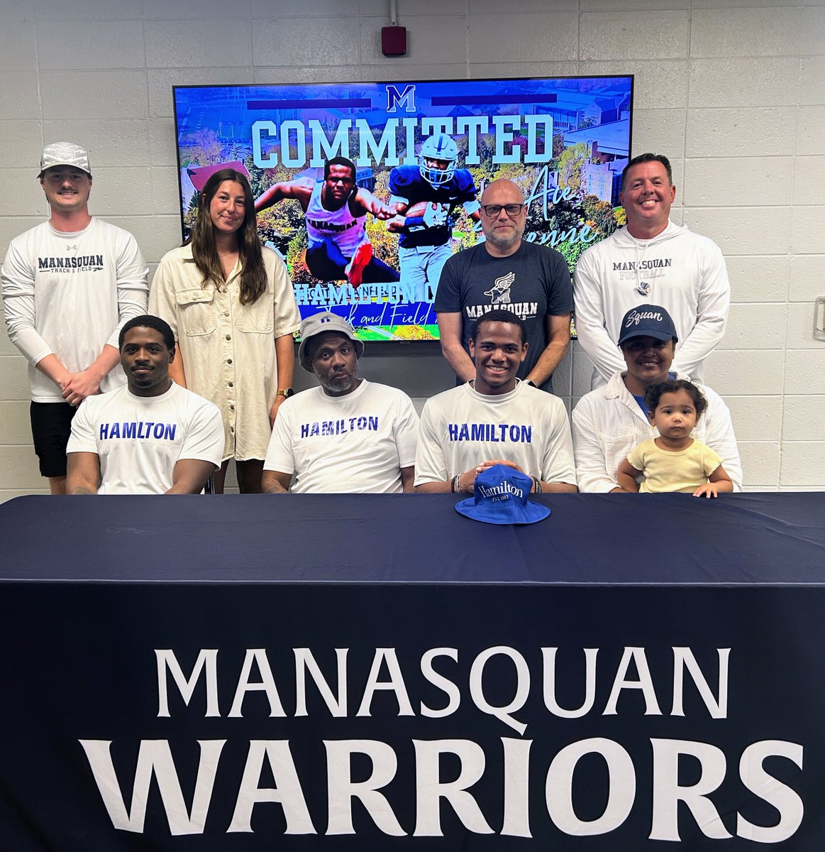 SquanAthletics's tweet photo. Congratulations to Ace Etienne, who will be headed to Hamilton College as a dual-sport athlete and continuing both his Track &amp; Field and Football career! https://t.co/mn9eT2tJTQ
