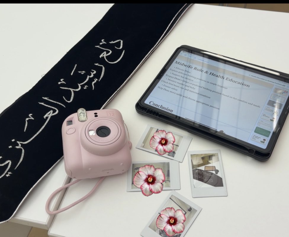 dvili0's tweet photo. اخر برزنتيشن جامعي من غير شر🎓❣️🎓❣️ https://t.co/7ogwudFZzK