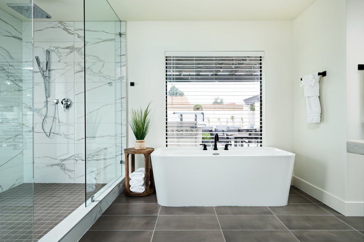Mav_Builders's tweet image. From start to finish, Maverick Builders ensures exceptional quality in every project. Trust us with your custom home, and we'll deliver beyond your expectations.

#QualityCraftsmanship #contractor #builder #construction #generalcontractor #maverickbuilders #mavbuilders #Arizona