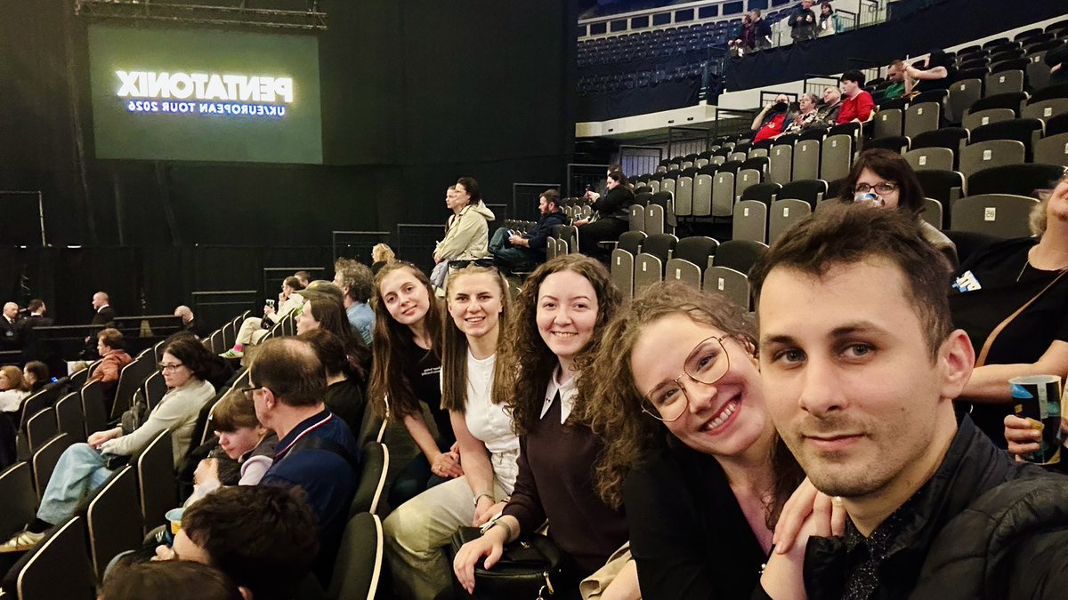 PTXofficial's tweet photo. Also we’ve been scrolling through your uploads at https://t.co/dHQmYKeekS and WE LOVE SEEING YOUR FACES 😍 

Keep ‘em coming!! ❤️✨ https://t.co/LJHkRyGNp8