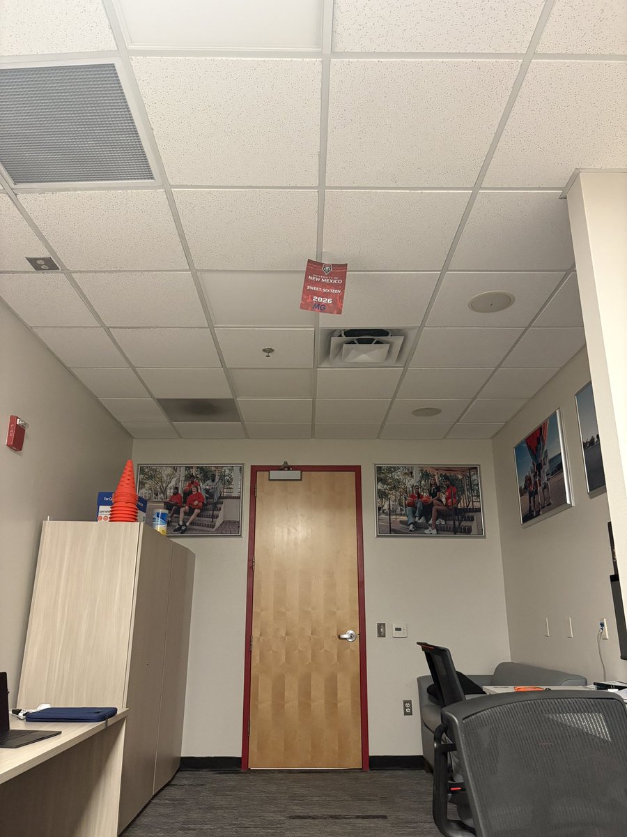 UNM MBB Managers tweet media