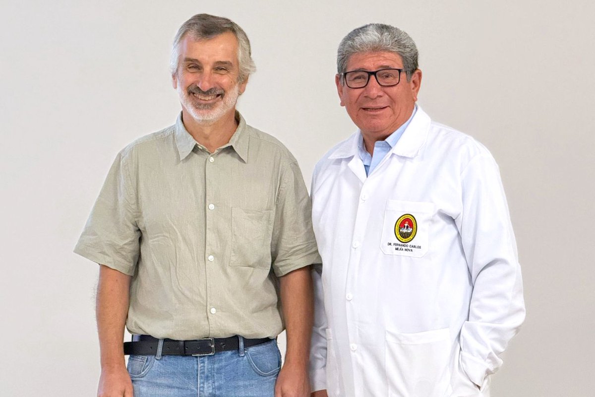 UNSA_Oficial's tweet image. ➡️ Los laboratorios científicos de la #UNSA se convirtieron en el epicentro de la innovación en el campo de los lípidos gracias a la visita del Dr. Iván Jachmanián Alpuy, distinguido ingeniero químico por la Universidad de la República (Uruguay).

👉 acortar.link/1eU3vU