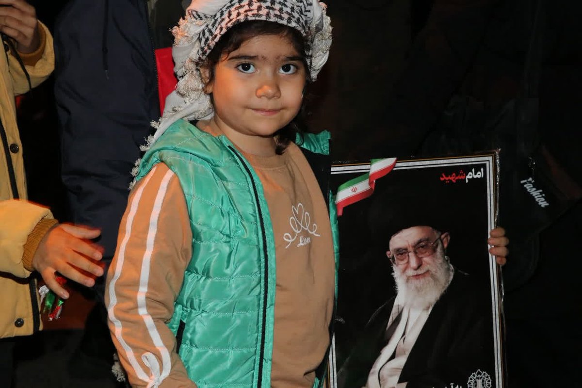 کوچک اما باقلبی به وسعت ایران 
جانفدا
#آمریکا_شکست_خورد
#فرجام_متجاوز