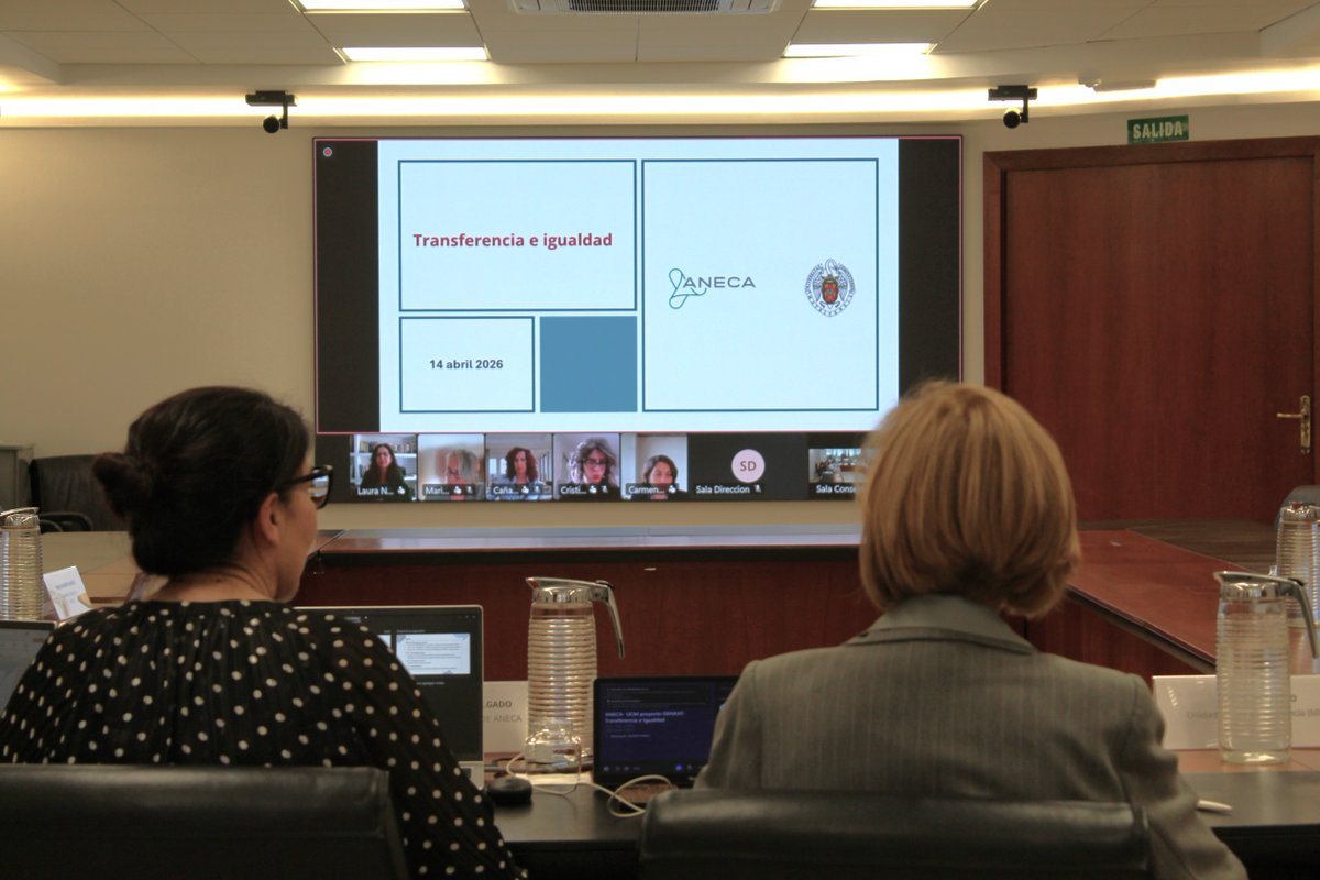 PilarPaneque's tweet photo. ♀️♂️Sesión de trabajo sobre evaluación de la actividad de #transferencia e intercambio de conocimiento con perspectiva de #género. 
Participan expertas/os de @unicomplutense, @UV_EG, @urjc, @CSIC, @FJIprecarios, @twitamit_es y @CienciaGob
Por una evaluación más justa e inclusiva. https://t.co/prkG1d64Fs