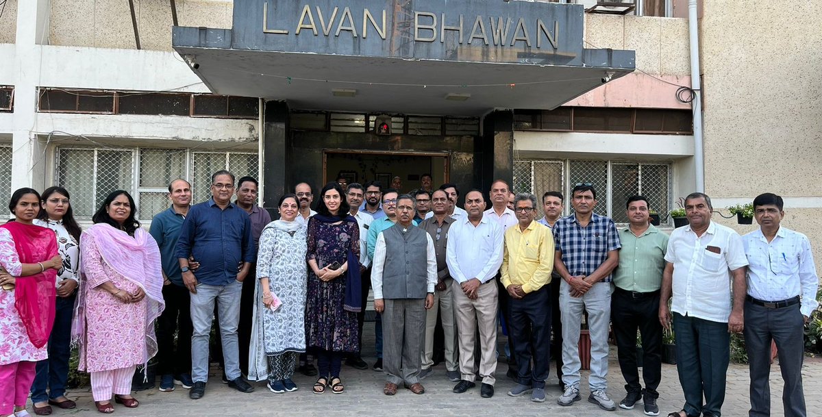 SCO_salt's tweet photo. SCO commemorates the Ambedkar Jayanti in the esteemed presence of Dr. DK Dhodawat, IAS and Member, WDRA.
The gathering paid tribute to the principal architect of the Constitution of India, Symbol of Knowledge, champion of equality and a key advocate for social justice. @DPIITGoI https://t.co/wo2RR8HwC1