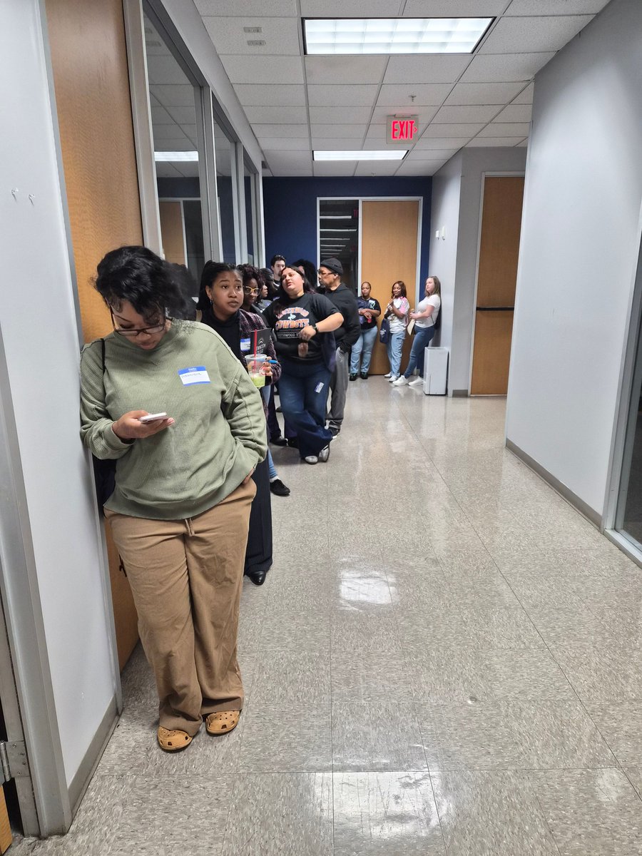 RemingtonEDU's tweet image. Remington College–Shreveport Campus 🎉New students kicked things off with BINGO icebreakers and ID photos! A fun start to an exciting educational journey. Ready to start your journey? #remingtoncollege #Shreveport #newstudents