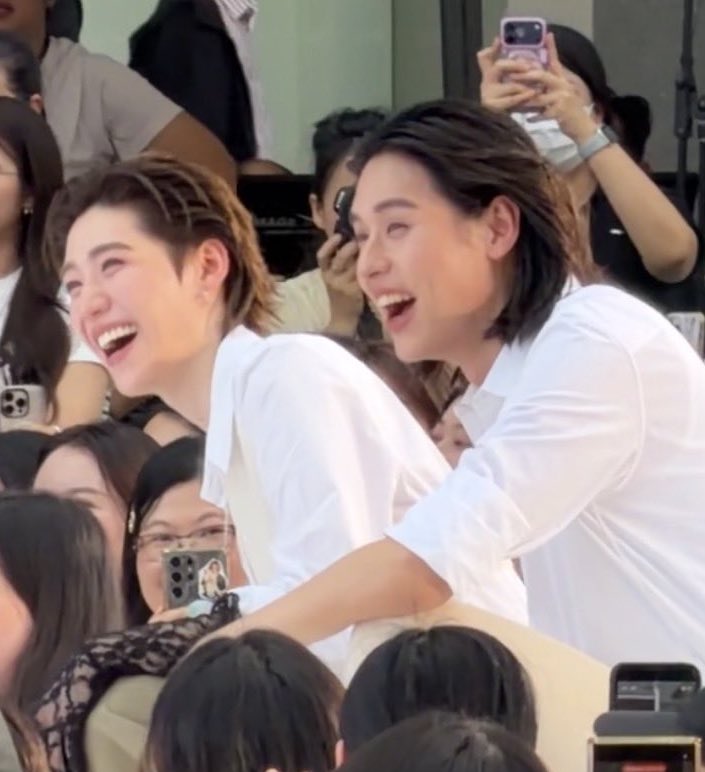 ซันล้อป tweet media