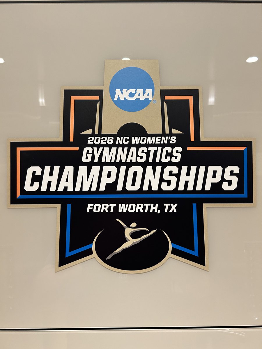 GatorsScott's tweet image. Arrived a little while ago at #Gators hotel here in Fort Worth … they compete tomorrow afternoon for a berth in Saturday’s NCAA Finals …