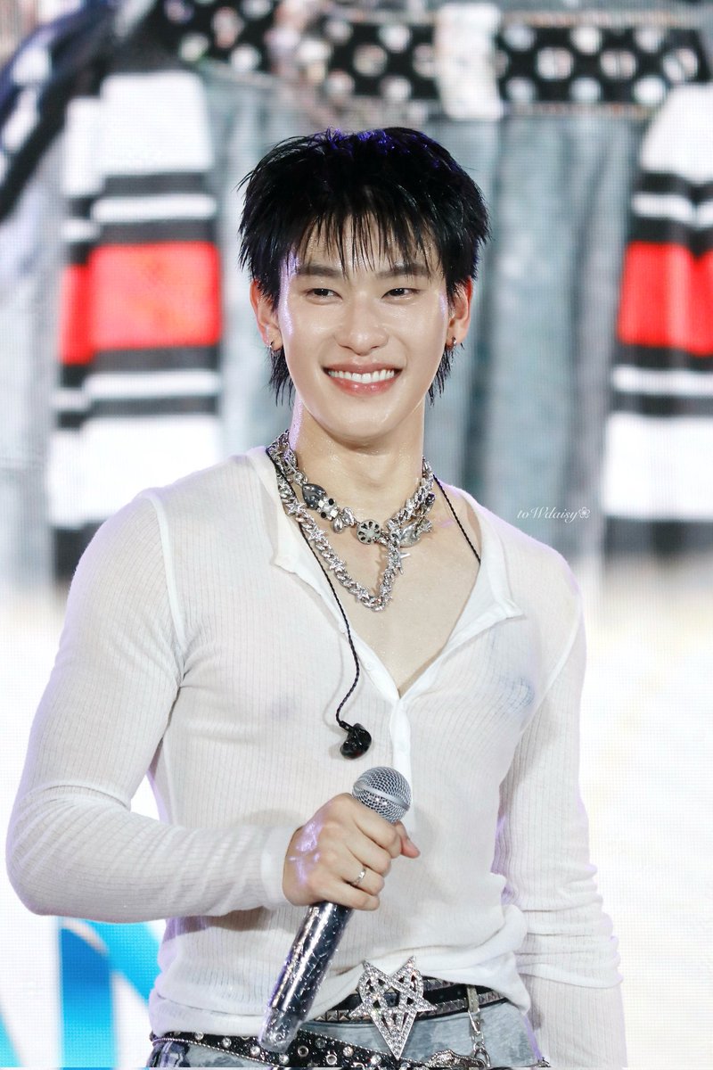 nira 🦕🐈 tweet media