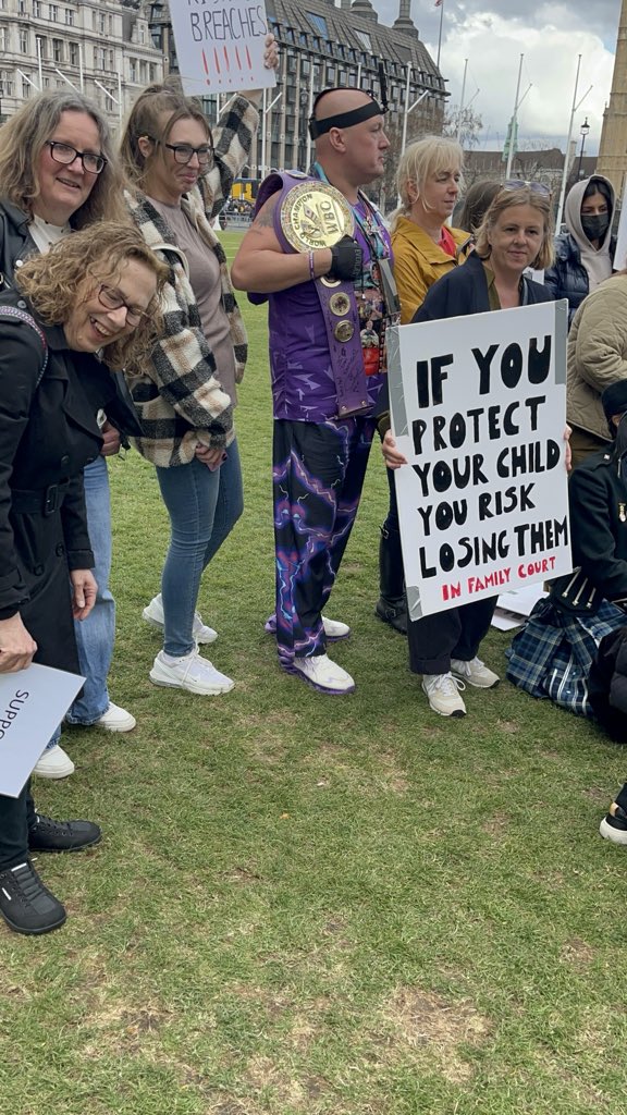 1click boedicea tweet media