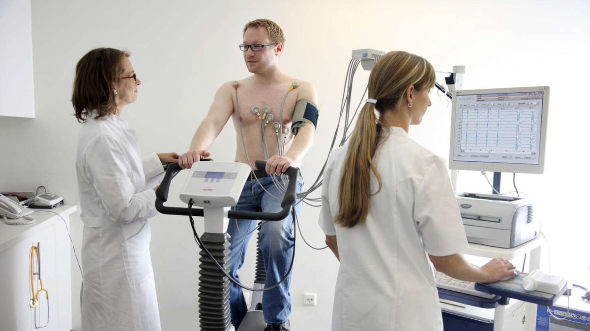 drlo_monaco's tweet image. An ECG stress test in London records heart activity during exercise, helping doctors understand heart function and detect potential problems accurately.

drlomonacocardiologist.co.uk/exercise-toler…

#ecg #stresstest #london #hearthealth #cardiology #medical #diagnostics #health