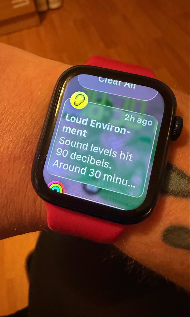 afinedaytodie7's tweet image. I picked up a 1-1 shift at work and I’ve just been screamed at for the entire six hours. I should have brought my loops.