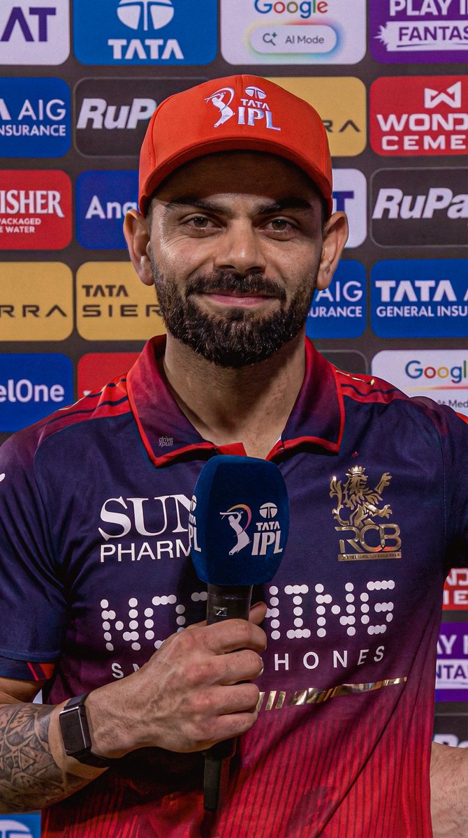Hashir_63's tweet image. Big Daddy V, mogged his seniors, mogg hard in his own prime, mogging his juniors on real pitches. 🐐