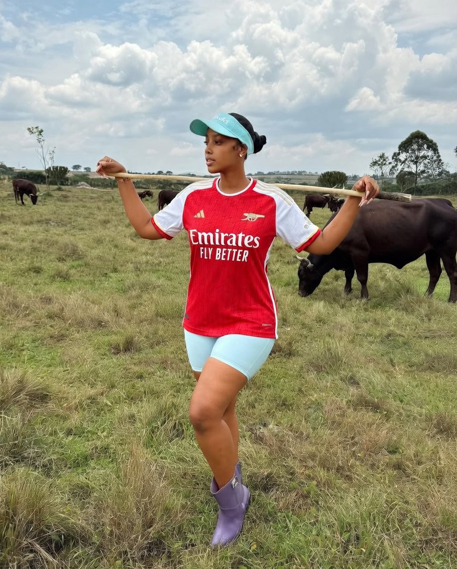 Acholi goddd tweet media