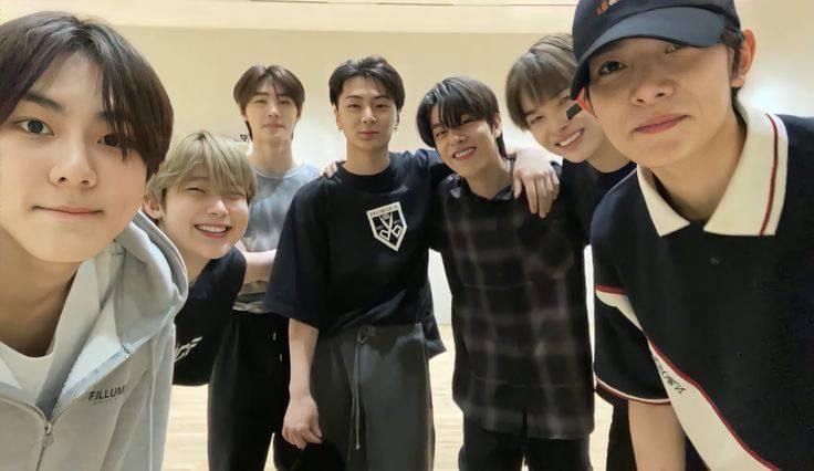 ★🐿️LUCKY GIRL | ENHYPEN IS 7 tweet media