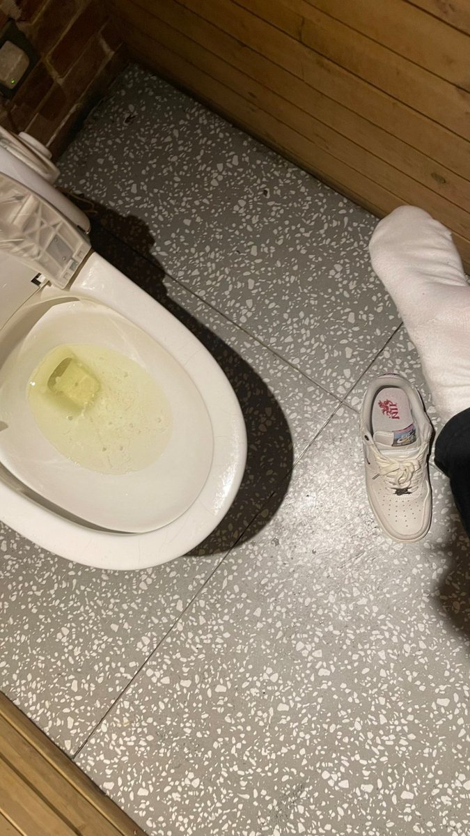 HERRIN ALENA 👸🏻 tweet media