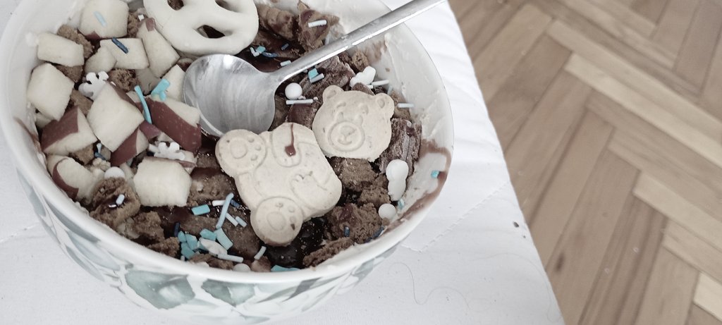 ୨୧𓏼ℒuci #shedtwt tweet media