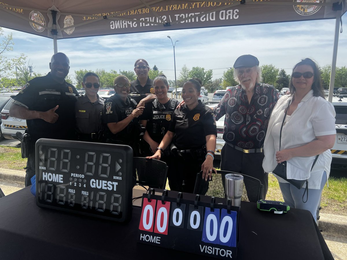 mcpnews's tweet photo. Happening Now! 🏀 Come out to 3310 Gateshead Manor Way! The block party is going strong and the basketball games are heating up 🔥Bring your squad, and catch the action - it’s all happening right here! #MCPNews #MCPD #BlockParty2026 https://t.co/hgQ2Aki2zR