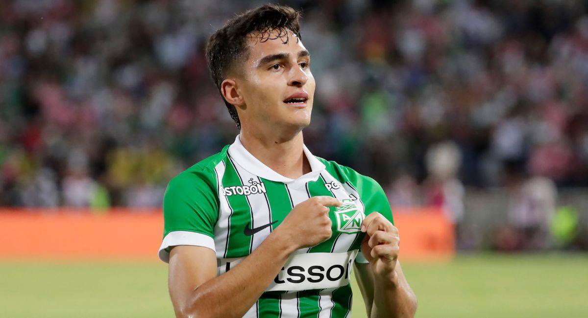 𝐌𝐢 𝐈𝐝𝐨𝟏𝟎💚 tweet media