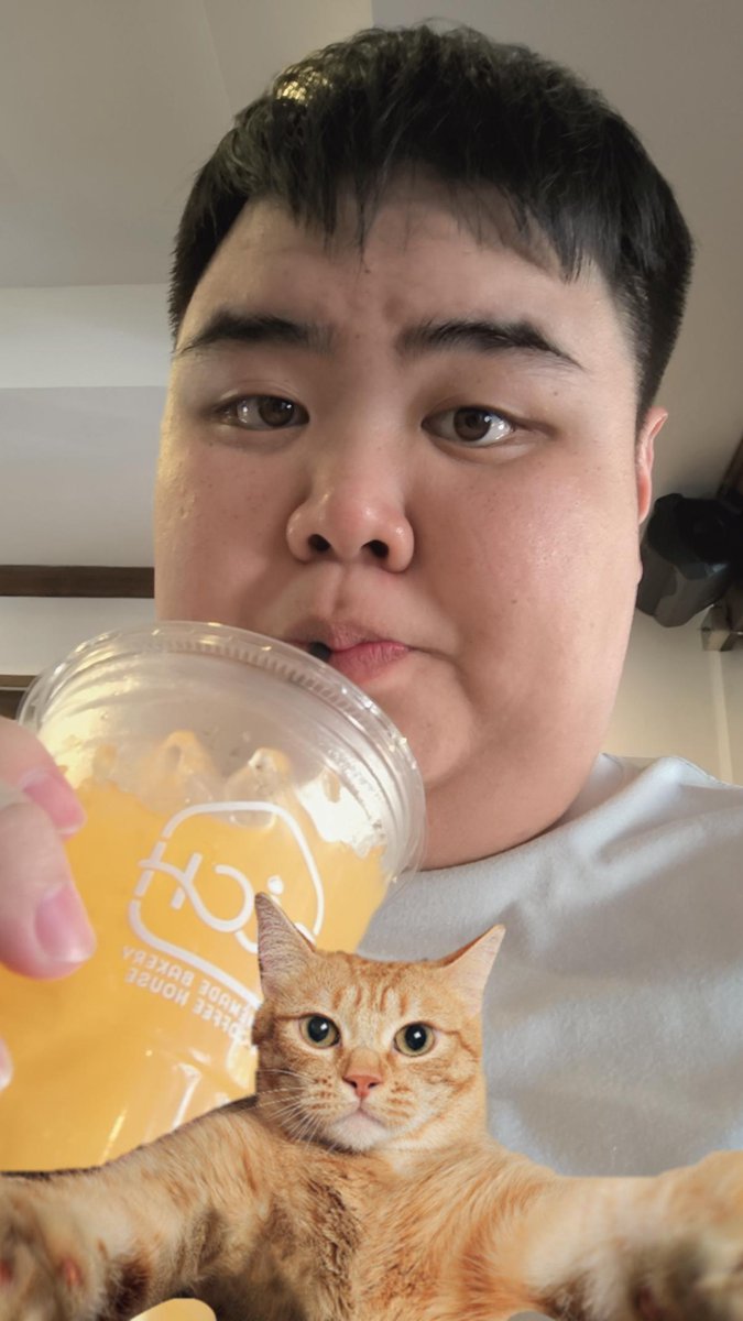 bengal88_'s tweet image. น้ำฉ้มฮับ น้ำฉ้ม🍊 #orange