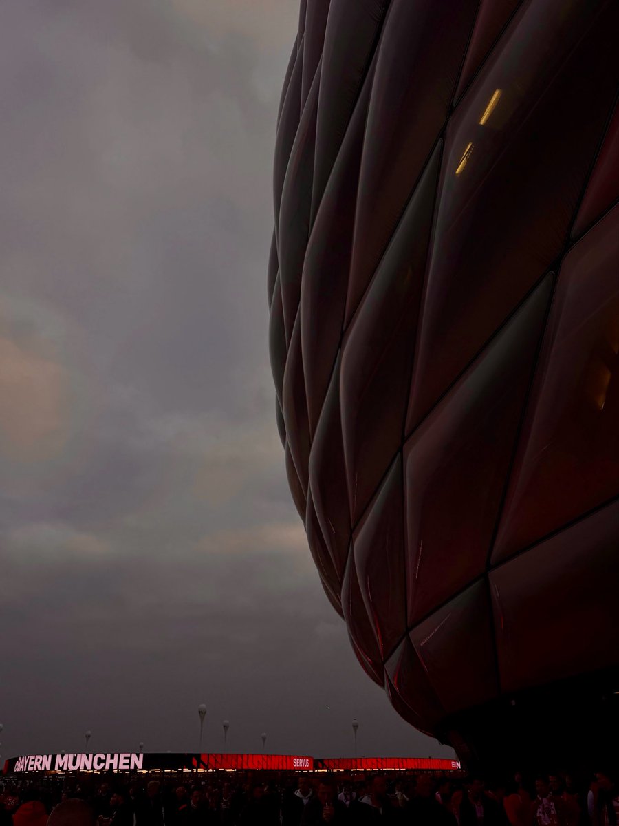 Picks Office tweet media