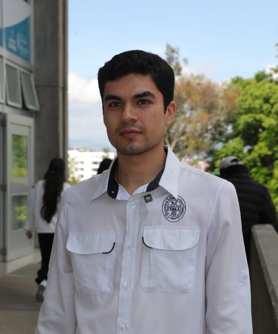 IGSS_gt's tweet image. #JornadasIGSS David Aguilar, asistente docente de la #URL, indicó que la jornada de salud en el campus, facilitó el acceso a los servicios médicos, evitando trámites de permisos y fomentando una cultura de prevención entre sus compañeros.
@U_Landivar #UnIGSSmásCercaDeTi